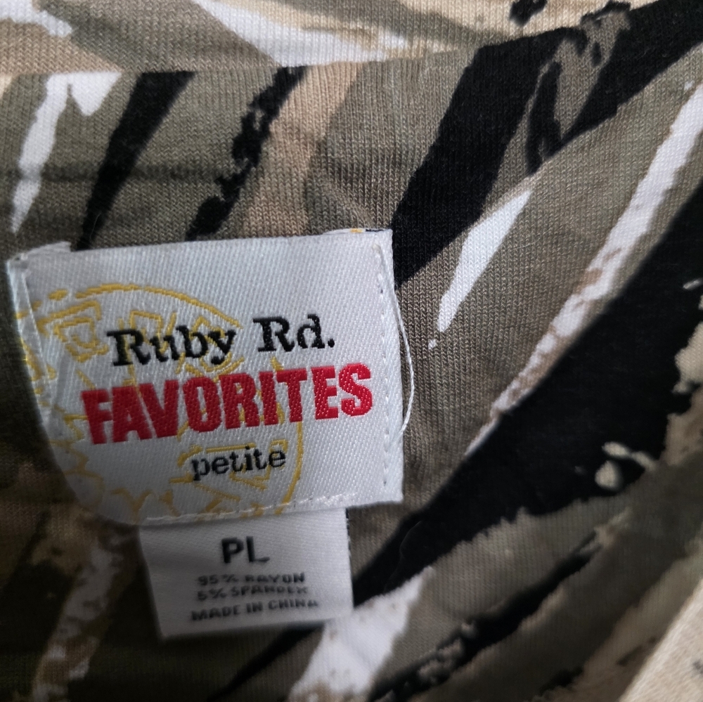 Ruby Rd. Favorite Top Size PL - Picture 2 of 4